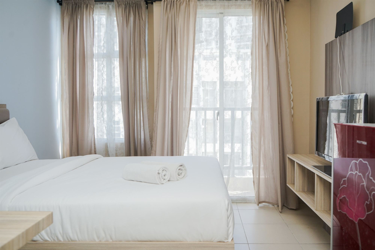 Bedroom 1, Fancy and Nice Studio at Saveria BSD City Apartment By Travelio, Tangerang