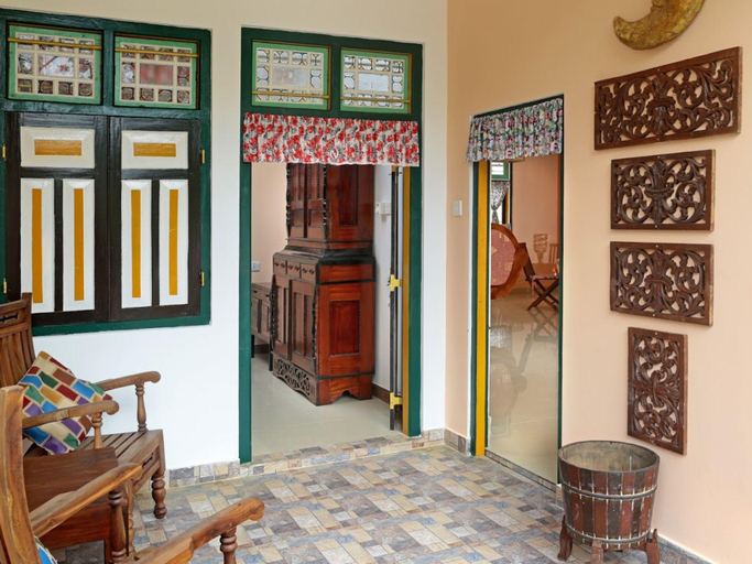 Public Area 2, Villa Ceylon, Katana