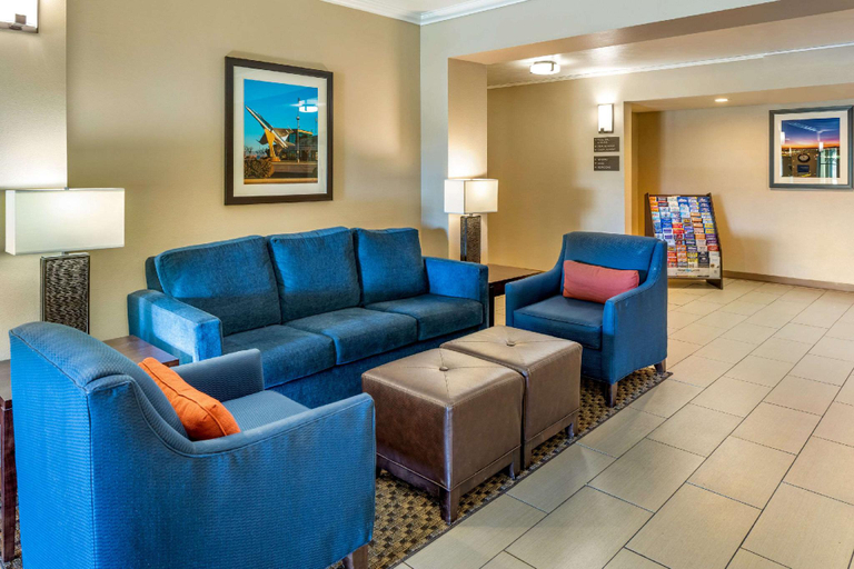 Public Area 3, Comfort Inn & Suites Lancaster Antelope Valley, Los Angeles