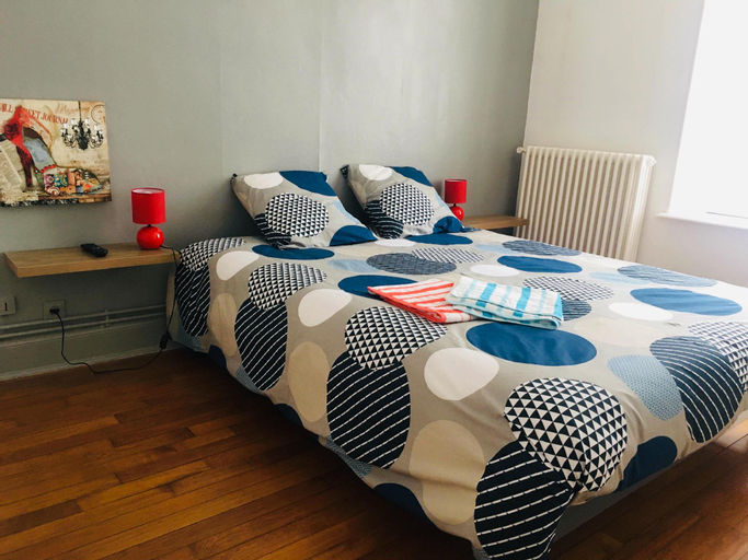 Bedroom 1, Les Appartements de Louis, Vosges