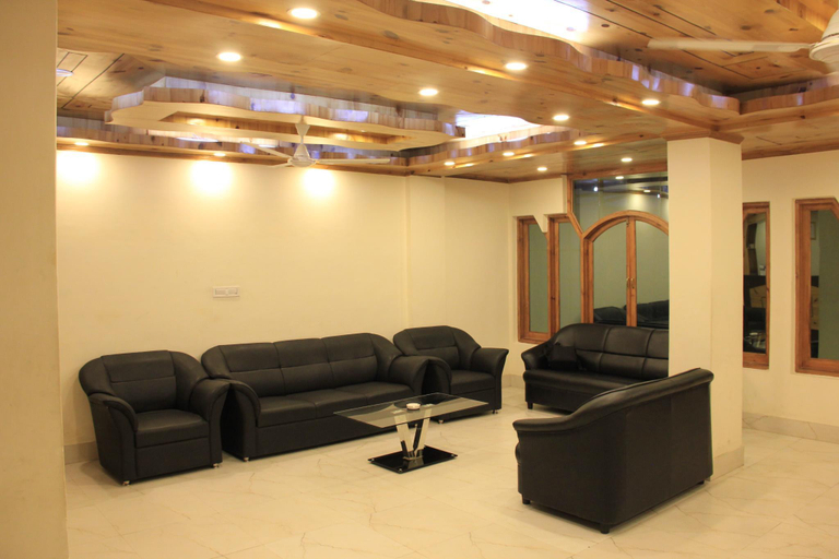 Public Area, Hotel Royal Gasho, Kargil