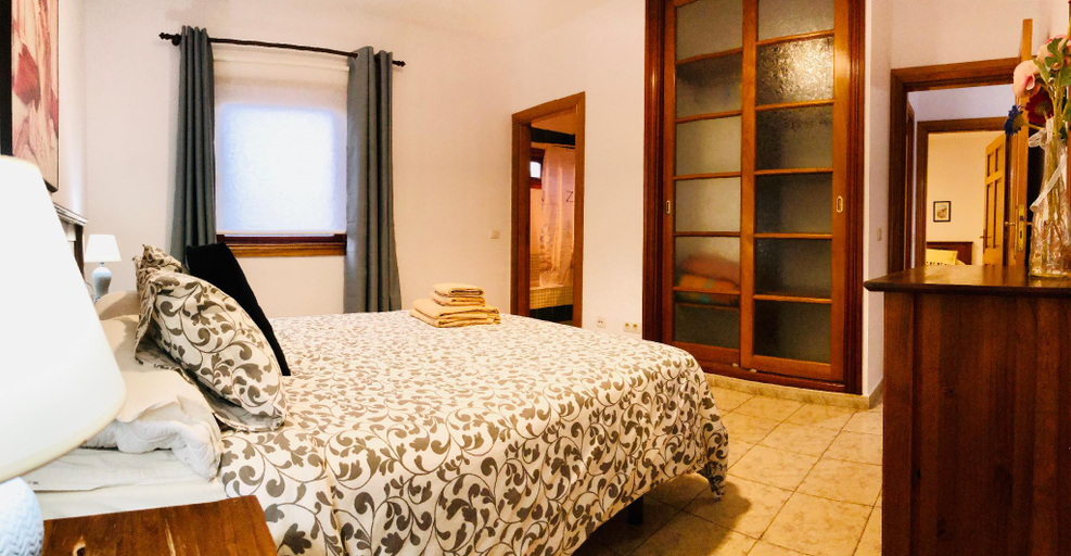 Bedroom, Villa Neptuno with private pool, sea view, Sat-tv free Wifi, Las Palmas