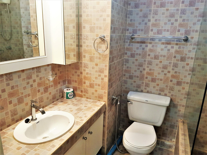 Bathroom, Thip condotel Jomtien studio apartment on soi 7, Pattaya