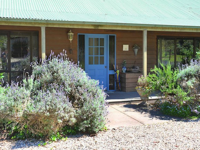 Others 4, Lavender Farm Hotel, Yarra Ranges - North