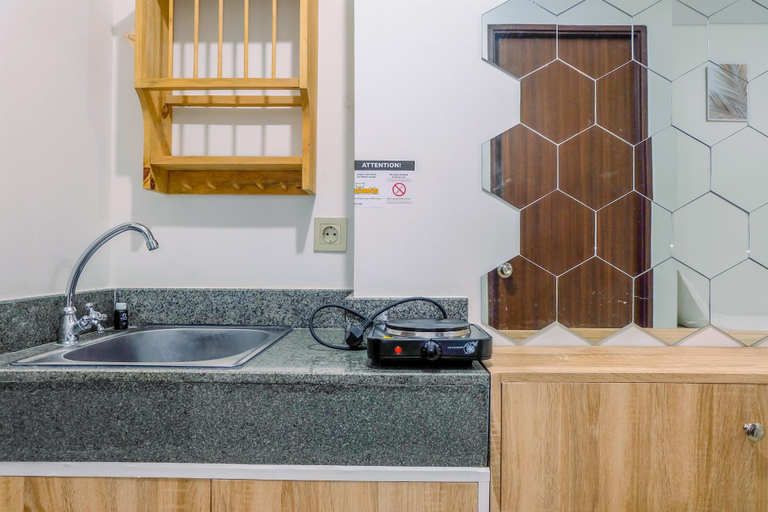 Others 4, Simply and Homey Studio Transpark Cibubur Apartment By Travelio, Depok