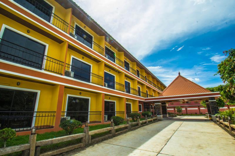 Others 5, Maladee Hotel, Muang Uttaradit
