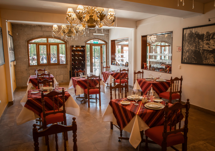 Food & Drinks 5, Hacienda Plaza de Armas, Puno