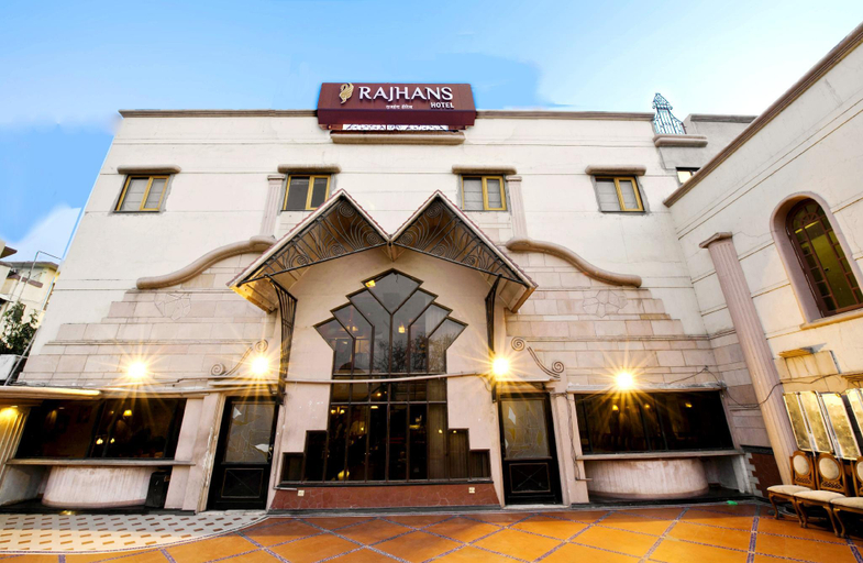 Exterior & Views 2, Rajhans Hotel, Mumbai Suburban