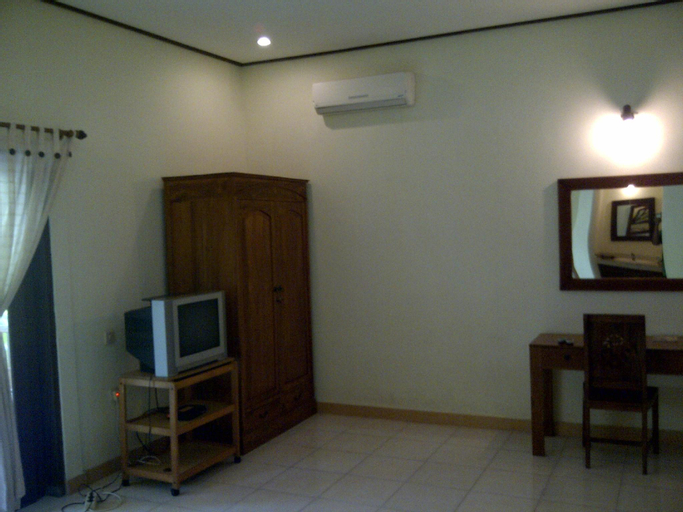 Bedroom 1, Pazzo Bali Bungalows, Karangasem
