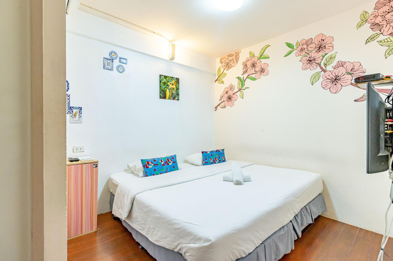 Bedroom 4, Sleep Dee Hostel, Khlong Toey