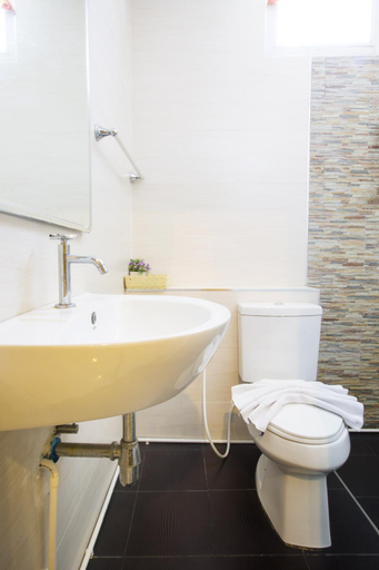 Bathroom 4, The Elegant Patong, Phuket Island