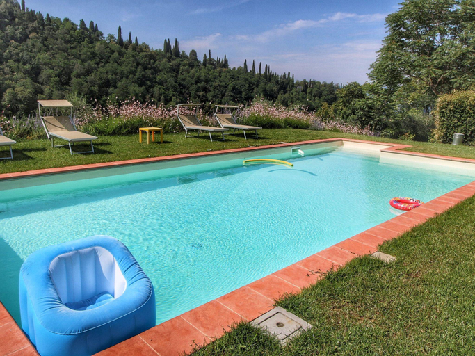 Charming Holiday Home in Tuscany with Swimming  Pool, Arezzo