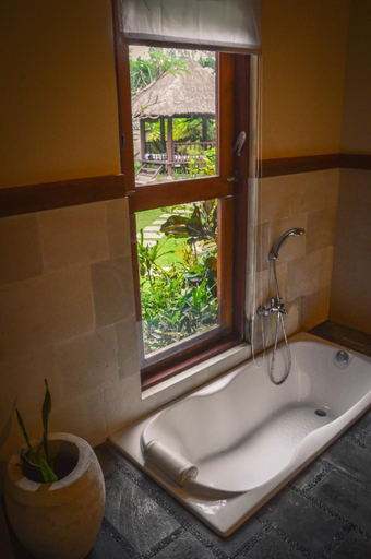 Bathroom 4, Villa Kelapa Candidasa, Karangasem