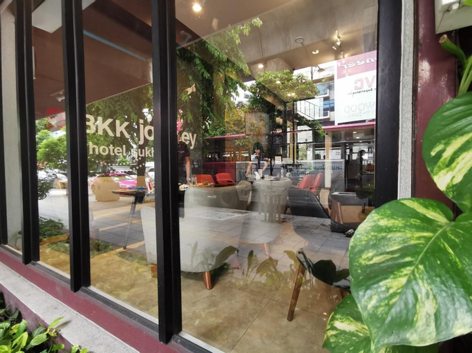 Exterior & Views, A Bangkok Journey Hostel, Wattana