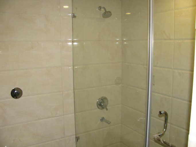 Bathroom 3, Hotel Royal Castle, Amritsar