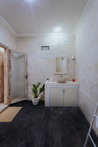 Bathroom 2, Villa Cathy, Seminyak - Private 3 Bed Pool Villa!, Badung