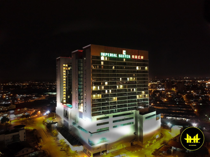 Exterior & Views 12
