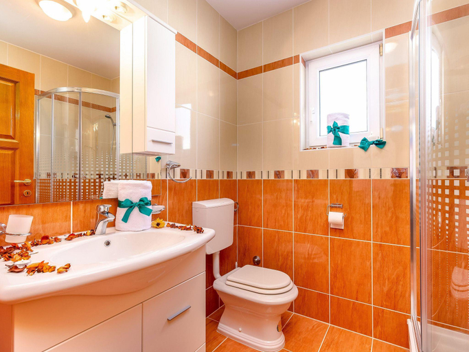 Bathroom 3, Apartment in Croatia near the Beach, Crikvenica