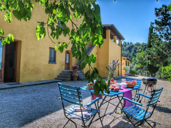 Exterior & Views 3, Luxurious Holiday Home in Castelfranco di Sopra with Pool, Arezzo