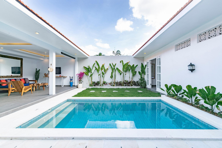Casa Dara Private Pool Seminyak, Badung