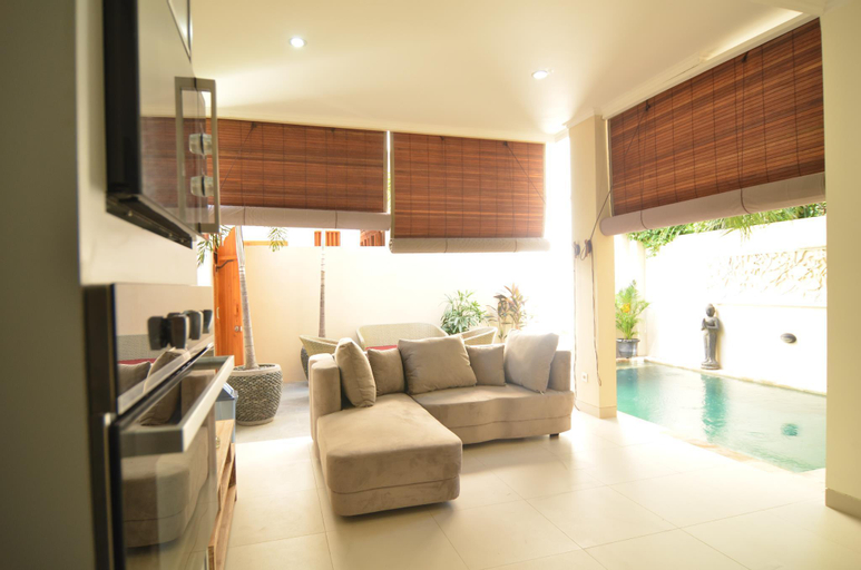 Others 5, Villa Ngetis, Denpasar