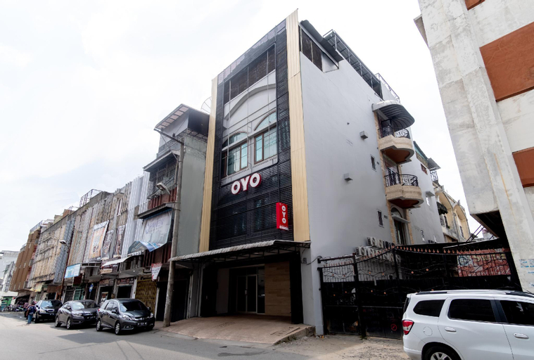 Super OYO 3159 Festive Inn, Medan