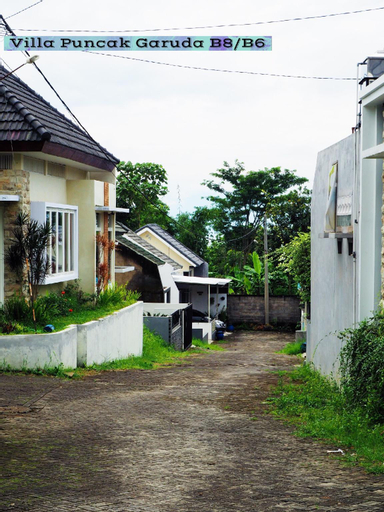 Exterior & Views 2, Villa Puncak Garuda B6, Malang