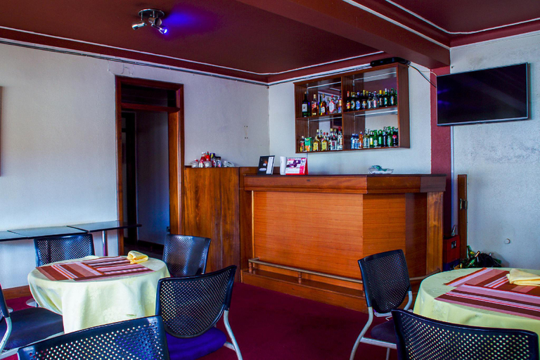 Food & Drinks 5, Alfa Hotel Munyonyo, Kampala