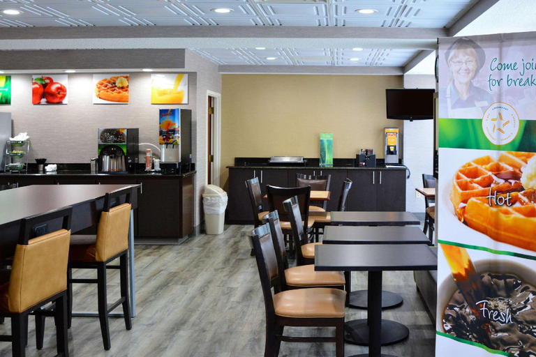 Food & Drinks 5, Quality Inn Union US Hwy 176, Union