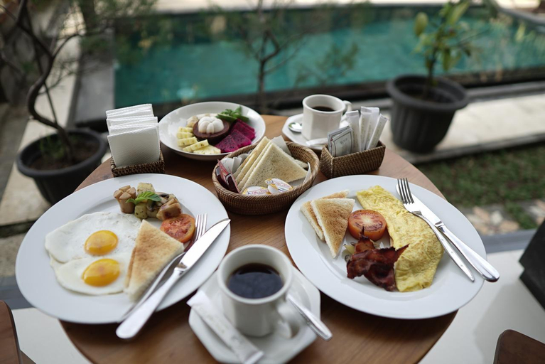 Food & Drinks 4, Astana House, Gianyar