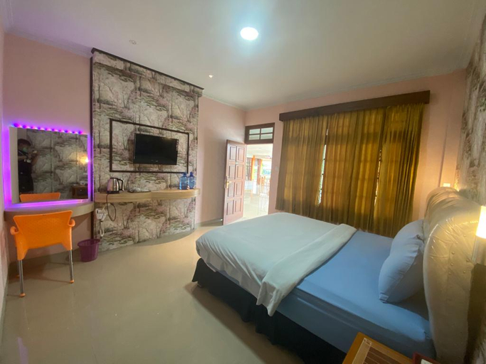 Bedroom 5, Hotel & Villa Gunung Jempol, Singkawang