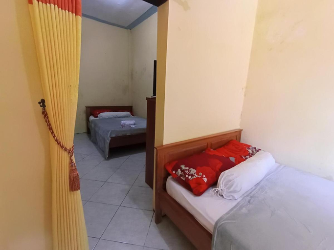 Others 4, Cita Suraya Guest House, Banyuwangi
