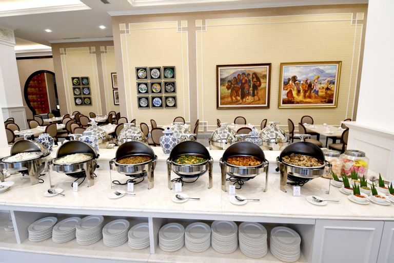 Food & Drinks 4, Mahkota Hotel Singkawang - CHSE Certified, Singkawang