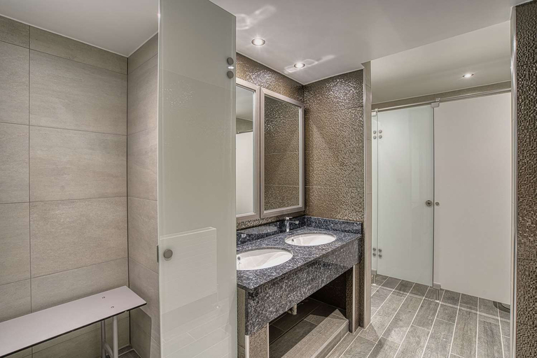 Bathroom 5, Inverness Palace Hotel & Spa, WorldHotels Distinct, Highland
