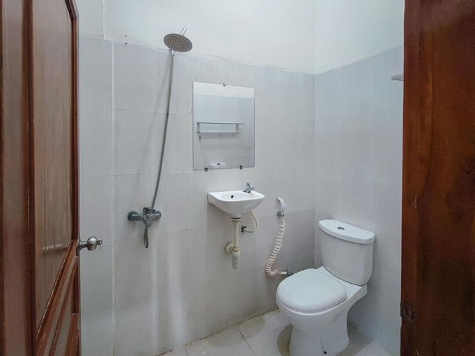 Bedroom 3, RedDoorz @ Waikabubak Sumba, West Sumba