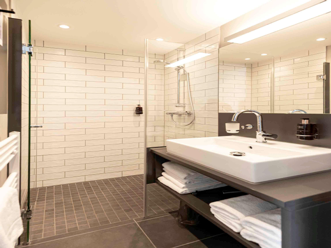 Bathroom 5