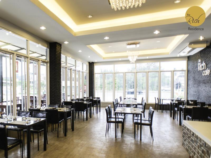 Food & Drinks 5, The Rich Residence, Muang Surat Thani