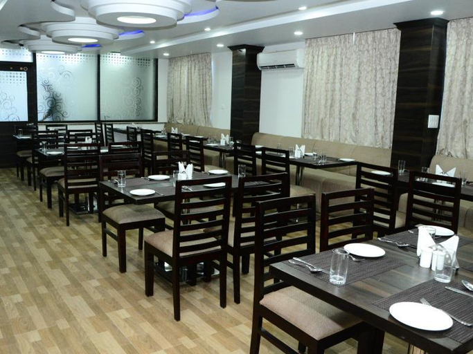 Food & Drinks 4, Hotel Om Palace, Jaipur