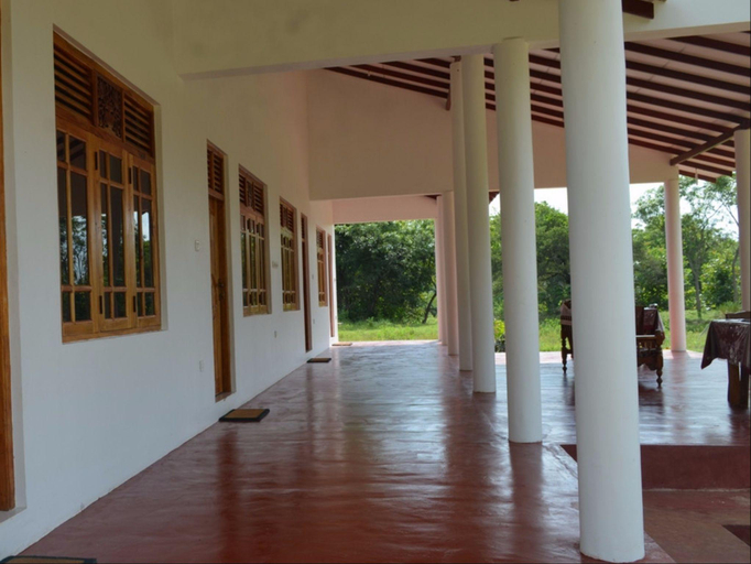 Others 2, Ruins Villa, Thamankaduwa