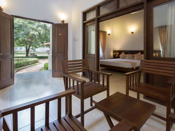 Others 5, Chenra Hotel, Katharagama