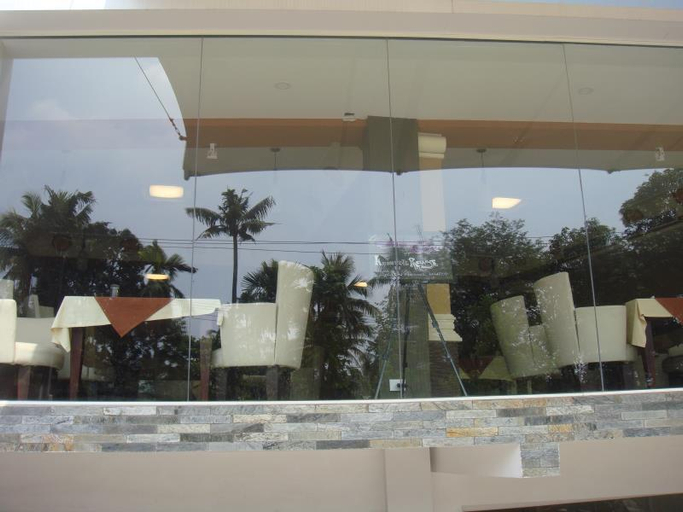 Others 2, Beith Hotel, Ernakulam