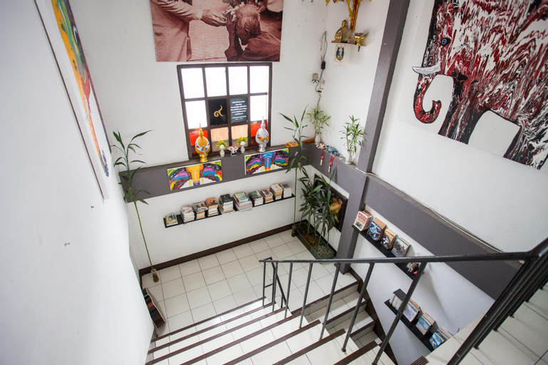 Others 5, ZZ House, Muang Chiang Mai