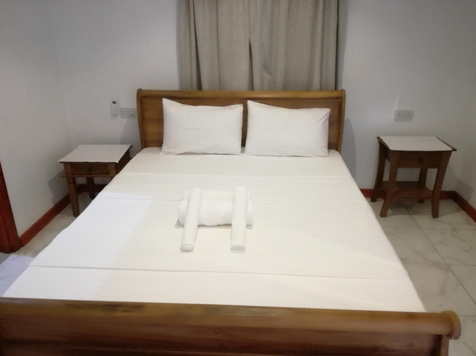 Bedroom 2, Lucy's Guesthouse double bed room upper floor