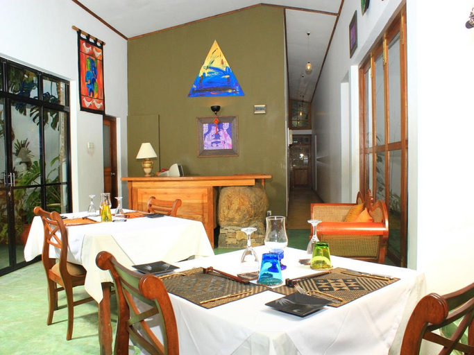 Food & Drinks 4, Ravana Heights, Ella