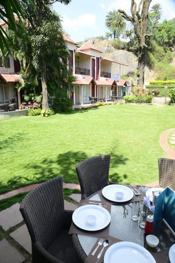 Others 4, Hotel Silver Oak, Sirohi