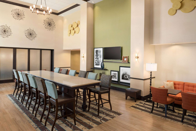 Public Area 2, Hampton Inn & Suites Corpus Christi, Nueces