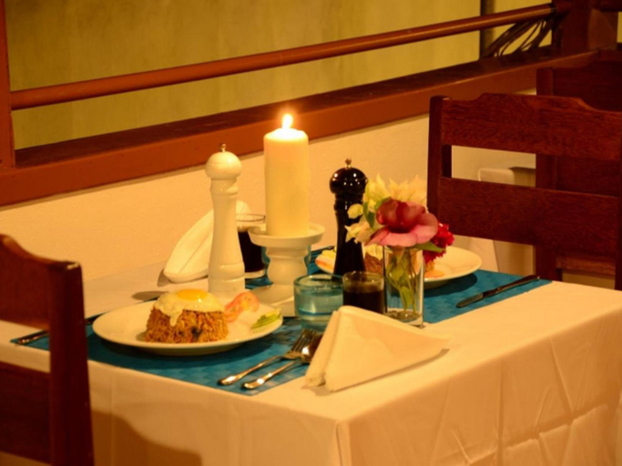 Food & Drinks 5, Nala Island Village, Maafushi Island