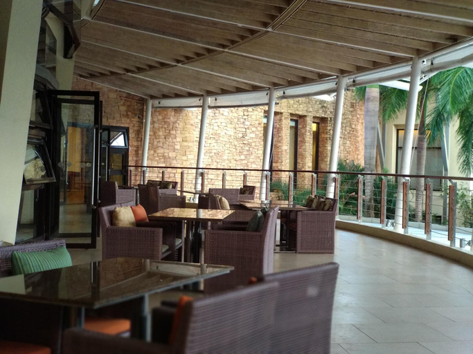 Public Area, Beach Condos Pico De Loro Hamilo Coast, Nasugbu