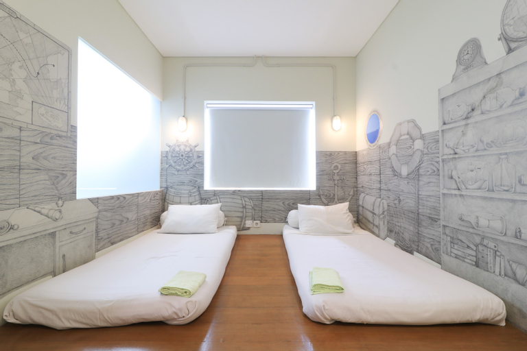 Bedroom 24