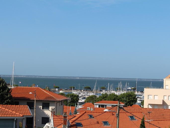 Others 3, Grand Atlantic Hotel, Gironde